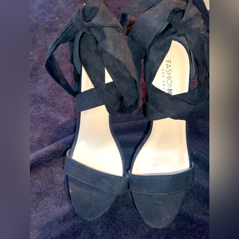 Black tie up platform heels